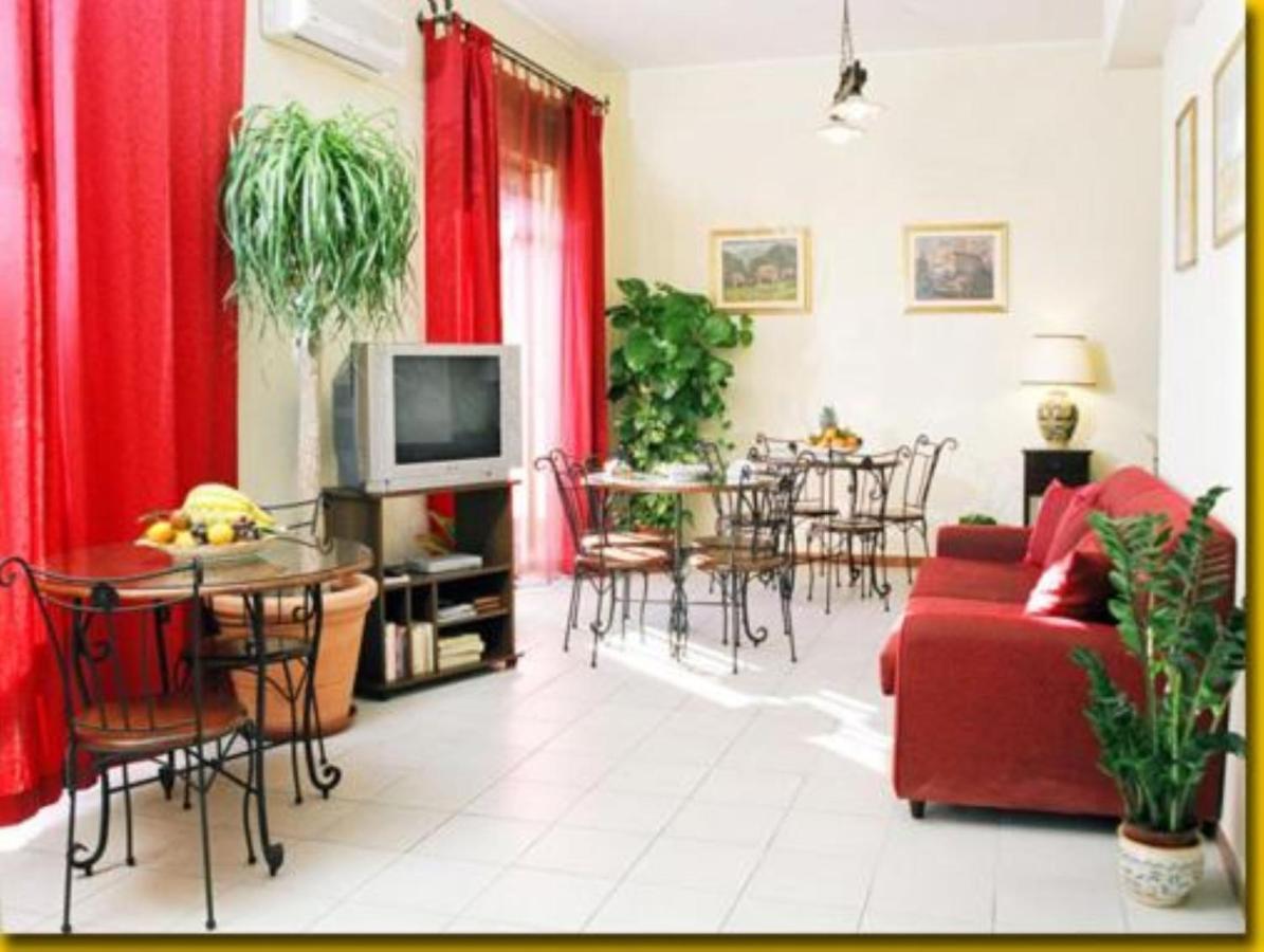 Sicilia Home B&B Catania-Fontanarossai nemzetközi repülőtér Kültér fotó
