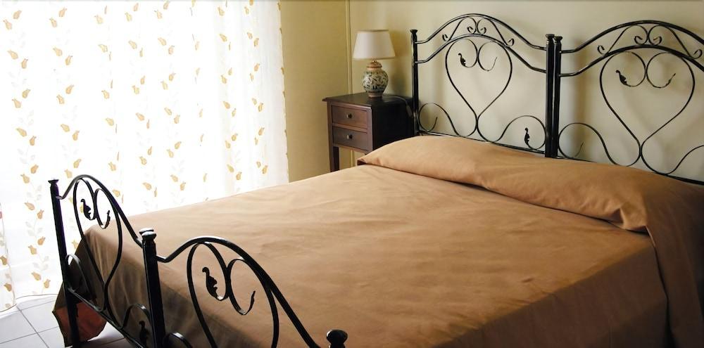 Sicilia Home B&B Catania-Fontanarossai nemzetközi repülőtér Kültér fotó