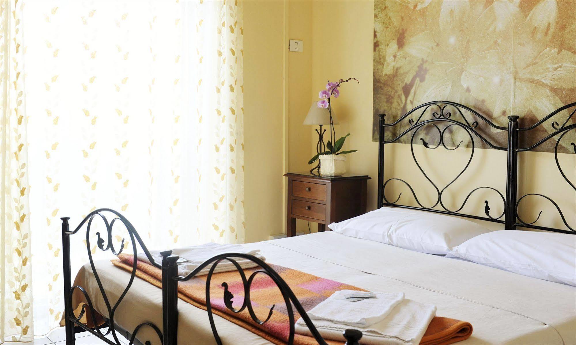 Sicilia Home B&B Catania-Fontanarossai nemzetközi repülőtér Kültér fotó